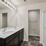 332 crestfield bathroom